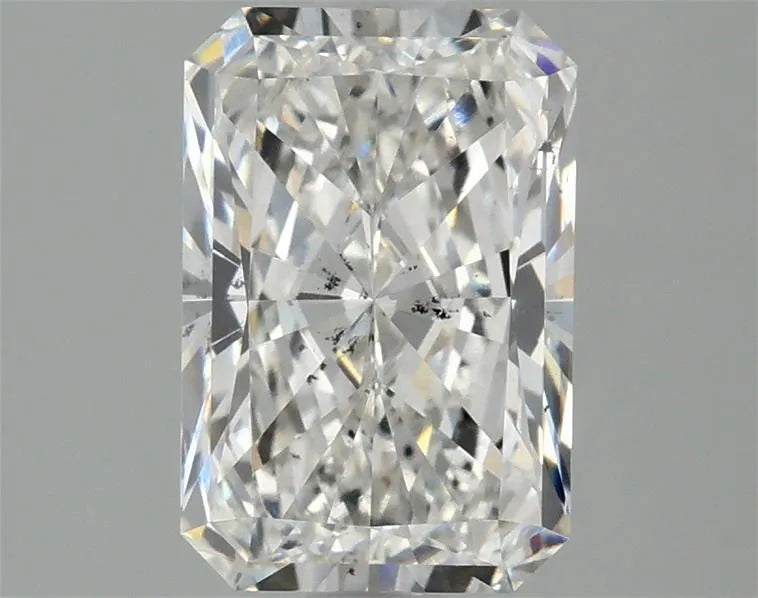 2.11ct Radiant Lab Grown Diamond (Colour E, Clarity SI1, IGI Certified)