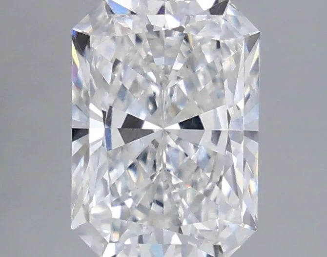 2.12ct Radiant Lab Grown Diamond (Colour E, Clarity VVS2, IGI Certified)