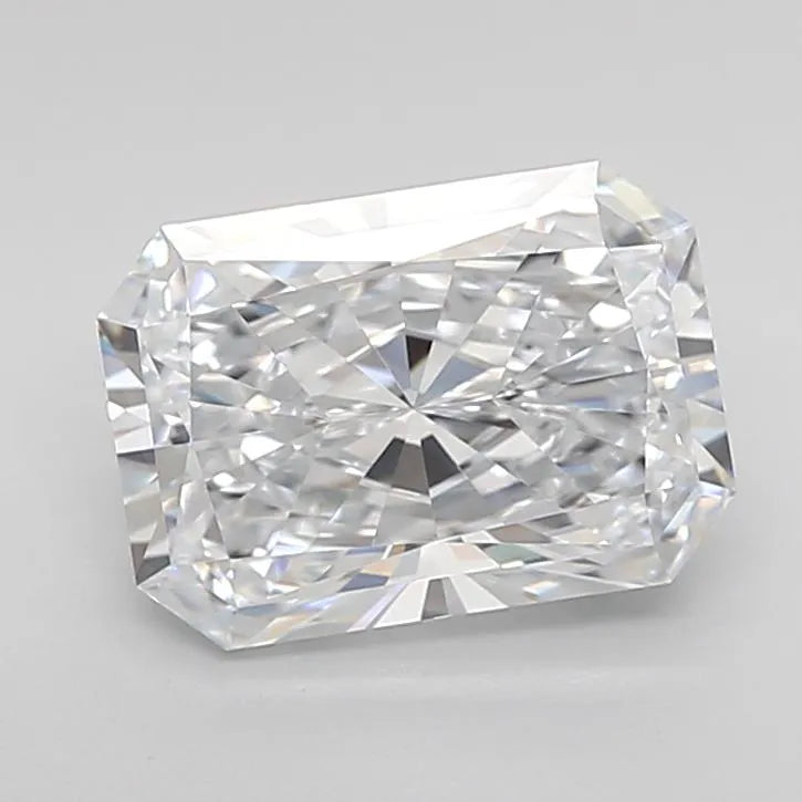 2.16ct Radiant Lab Grown Diamond (Colour E, Clarity VVS1, IGI Certified)