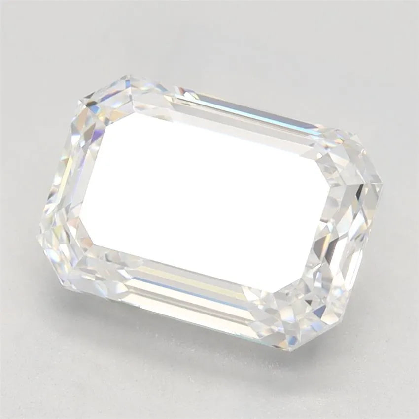 2.23ct Emerald Lab Grown Diamond (Colour D, Clarity VVS1, GIA Certified)