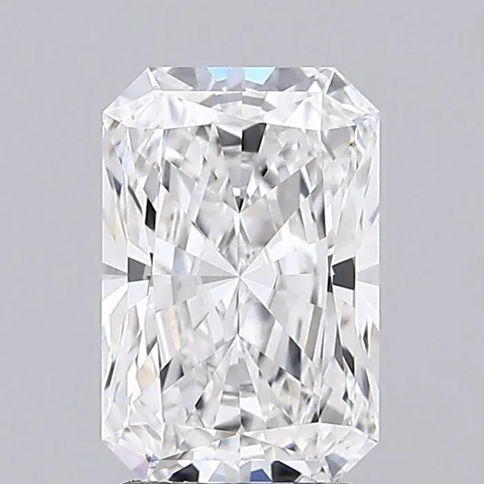 2.26ct Radiant Lab Grown Diamond (Colour E, Clarity VVS1, IGI Certified)