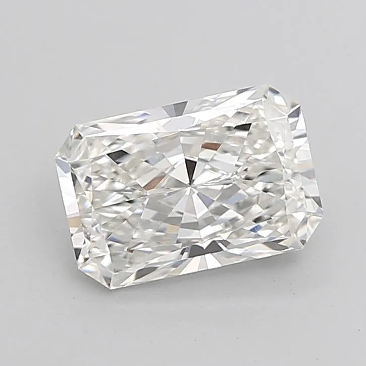 2.27ct Radiant Lab Grown Diamond (Colour E, Clarity VVS2, IGI Certified)