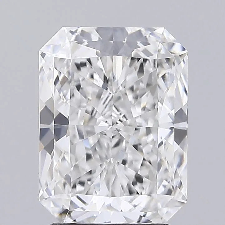 2.31ct Radiant Lab Grown Diamond (Colour E, Clarity VVS2, IGI Certified)