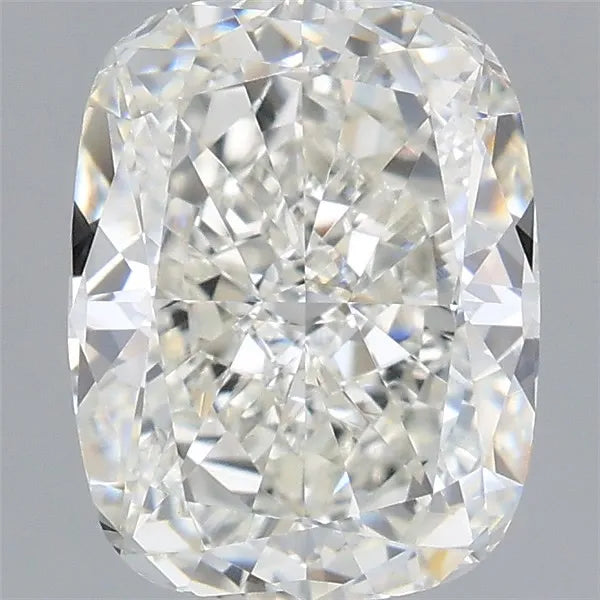 2.35ct Cushion modified Lab Grown Diamond (Colour G, Clarity VVS2, IGI Certified)