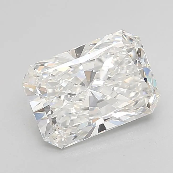 2.39ct Radiant Lab Grown Diamond (Colour E, Clarity VS2, IGI Certified)