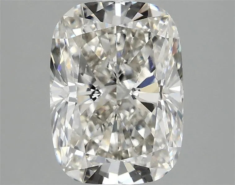 2.45ct Cushion modified Lab Grown Diamond (Colour G, Clarity VS1, IGI Certified)
