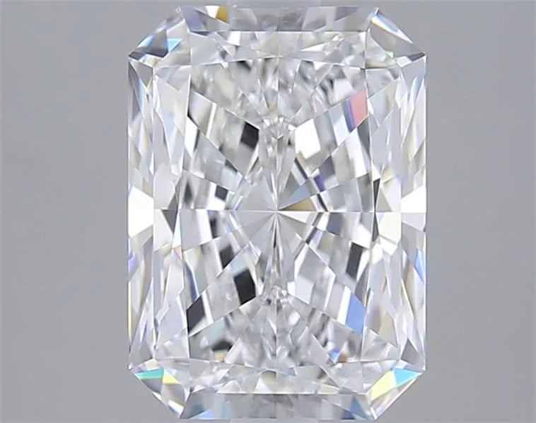 2.49ct Radiant Lab Grown Diamond (Colour E, Clarity VVS1, IGI Certified)
