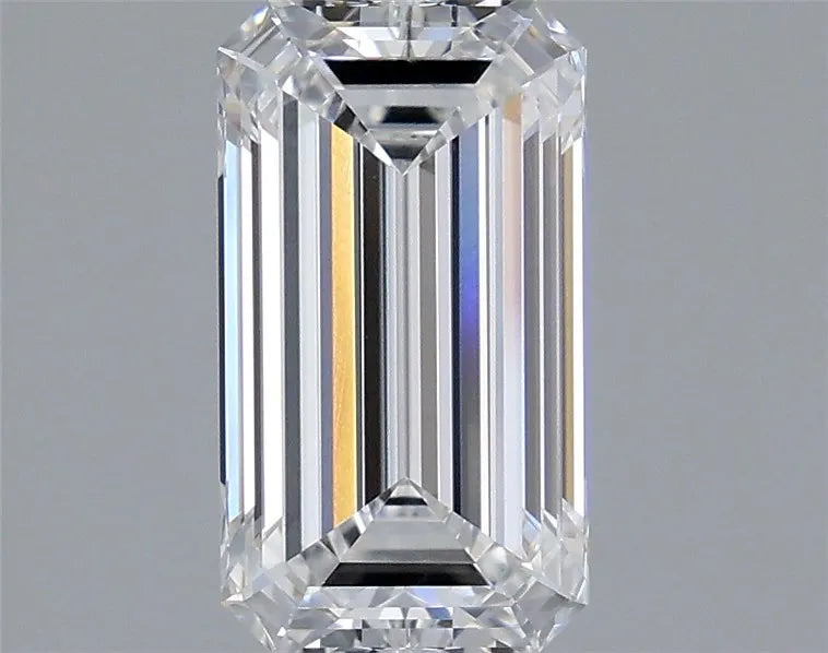 2.50ct Emerald Lab Grown Diamond (Colour D, Clarity VVS1, IGI Certified)