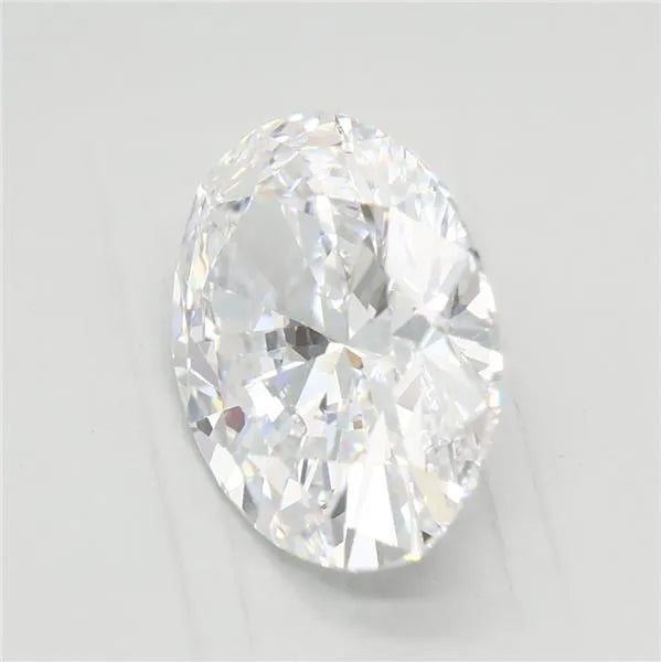 2.50ct Oval Lab Grown Diamond (Colour D, Clarity VVS1, IGI Certified)