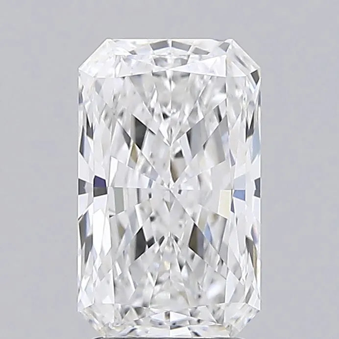2.50ct Radiant Lab Grown Diamond (Colour E, Clarity VVS1, IGI Certified)