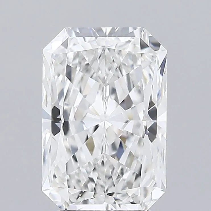 2.50ct Radiant Lab Grown Diamond (Colour E, Clarity VVS1, IGI Certified)
