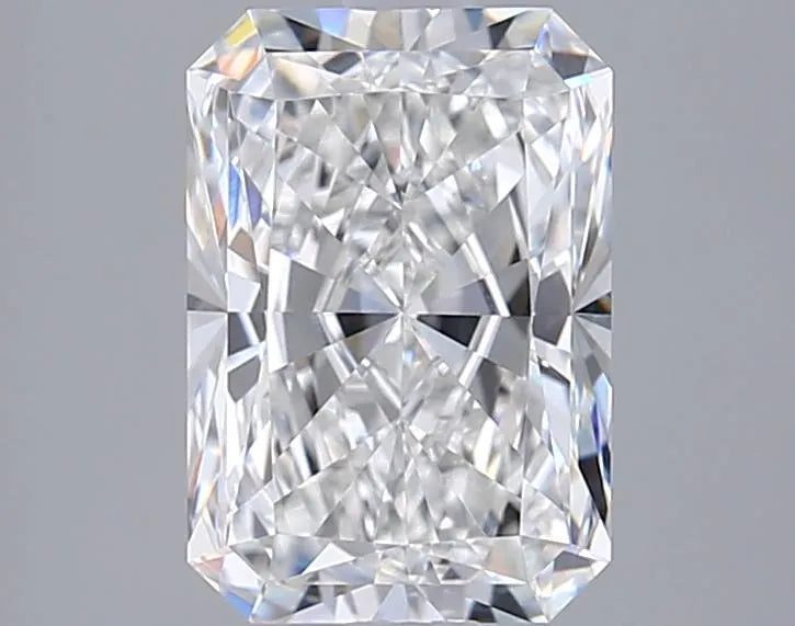 2.50ct Radiant Lab Grown Diamond (Colour F, Clarity VVS1, IGI Certified)