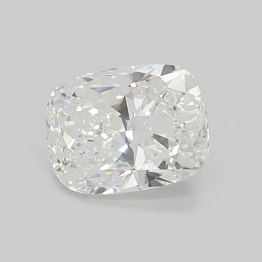 2.51ct Cushion modified Lab Grown Diamond (Colour E, Clarity VVS2, IGI Certified)