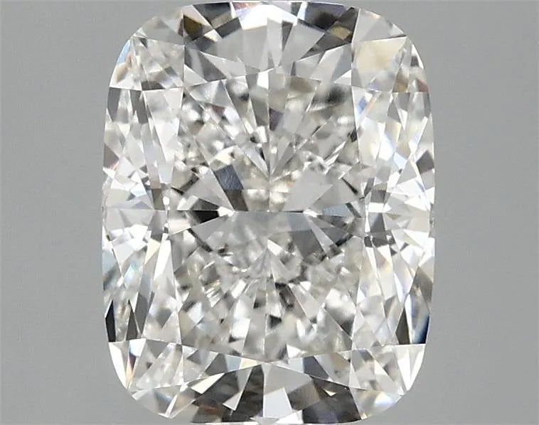 2.51ct Cushion modified Lab Grown Diamond (Colour G, Clarity VVS2, IGI Certified)
