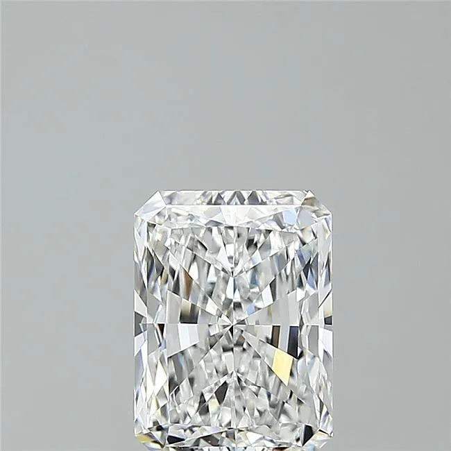 2.51ct Radiant Lab Grown Diamond (Colour D, Clarity VVS1, IGI Certified)