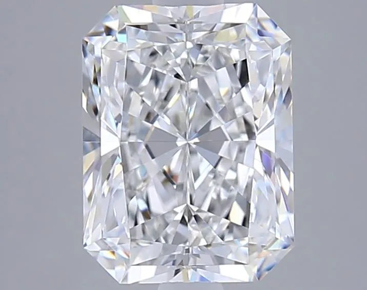 2.51ct Radiant Lab Grown Diamond (Colour E, Clarity VVS1, IGI Certified)