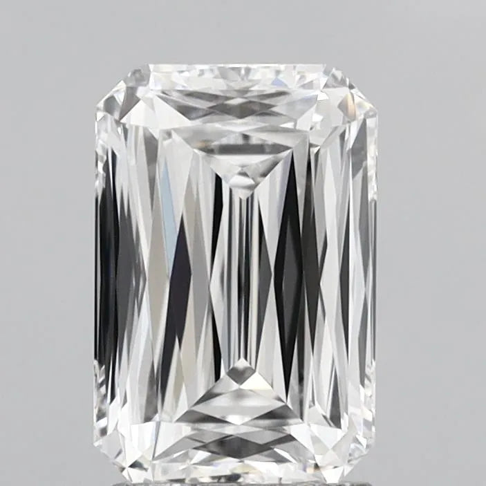 2.51ct Radiant Lab Grown Diamond (Colour E, Clarity VVS1, IGI Certified)