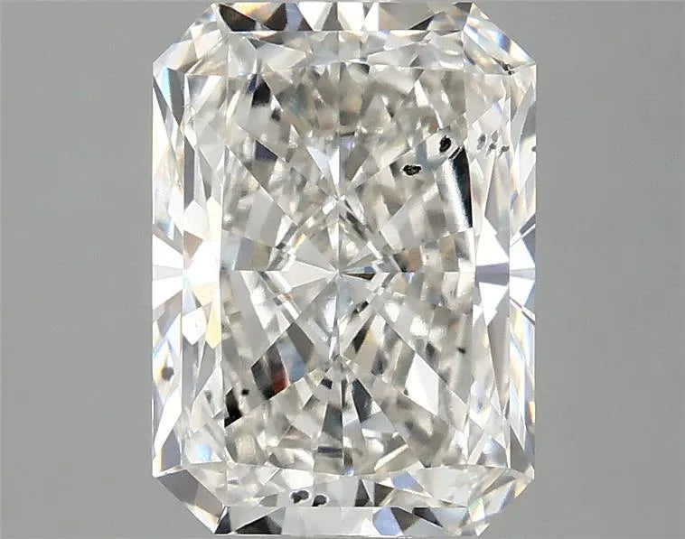 2.51ct Radiant Lab Grown Diamond (Colour G, Clarity SI2, IGI Certified)
