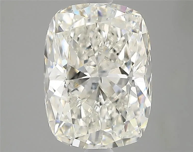2.52ct Cushion modified Lab Grown Diamond (Colour G, Clarity VVS2, IGI Certified)