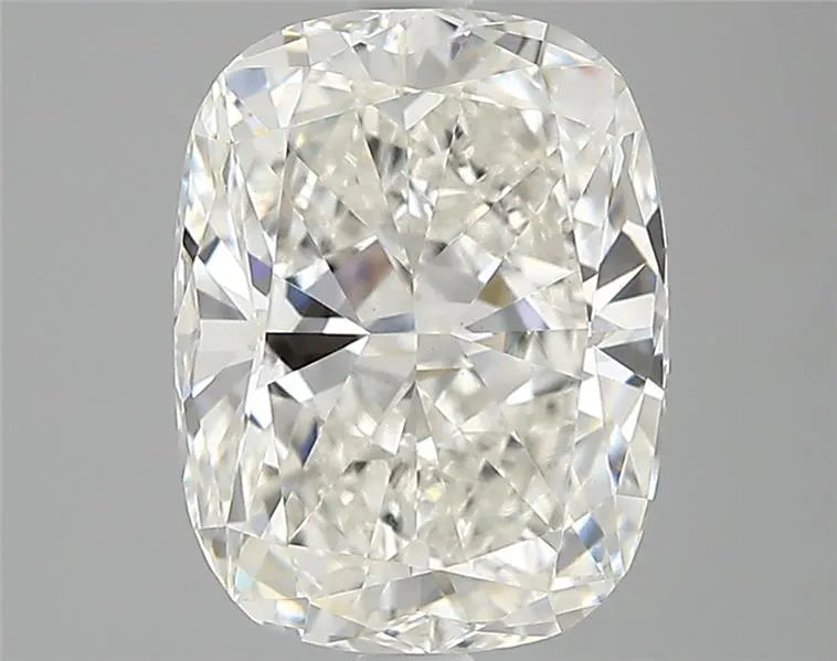 2.52ct Cushion modified Lab Grown Diamond (Colour G, Clarity VVS2, IGI Certified)