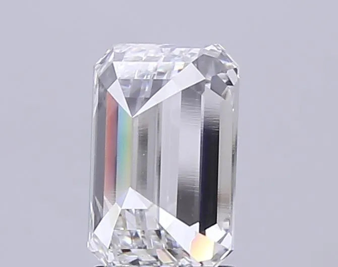 2.52ct Emerald Lab Grown Diamond (Colour F, Clarity VVS2, IGI Certified)