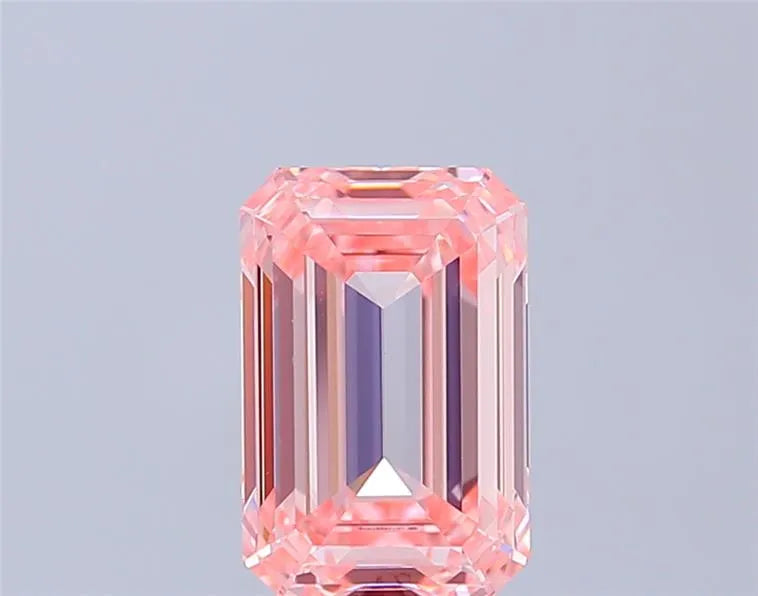 2.52ct Emerald Lab Grown Diamond (Colour Fancy Intense Pink, Clarity VVS1, IGI Certified)