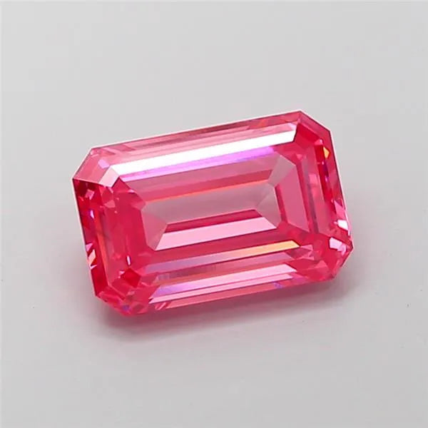 2.52ct Emerald Lab Grown Diamond (Colour Fancy Vivid Pink, Clarity VS1, IGI Certified)