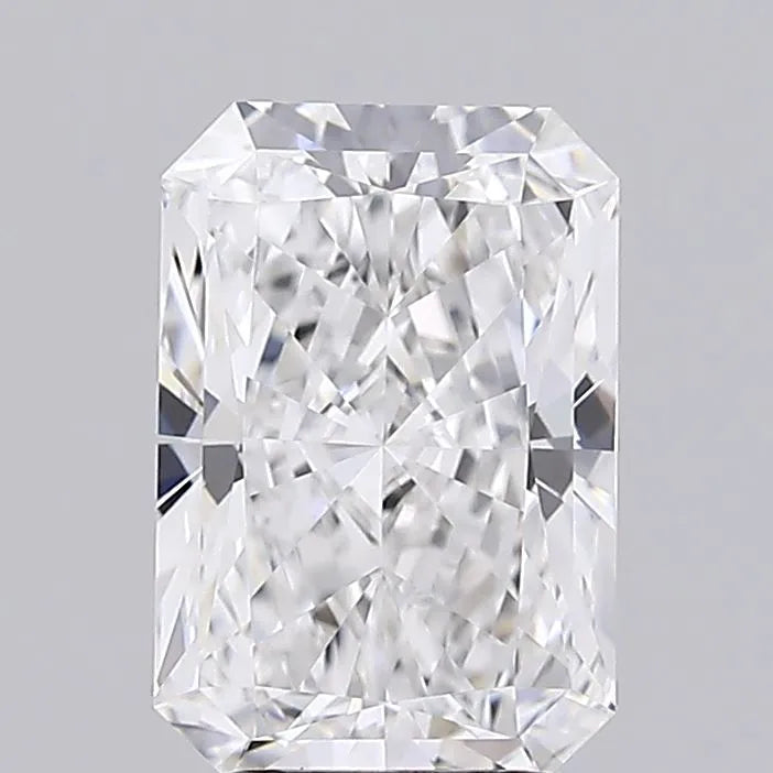 2.52ct Radiant Lab Grown Diamond (Colour E, Clarity VVS1, IGI Certified)