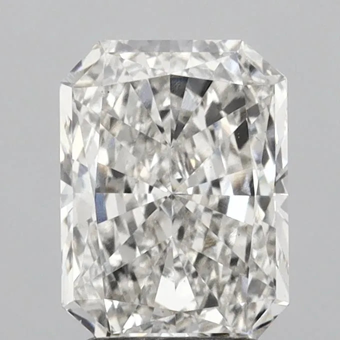 2.52ct Radiant Lab Grown Diamond (Colour G, Clarity VS2, IGI Certified)