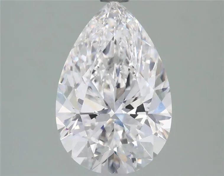 2.53ct Pear Lab Grown Diamond (Colour E, Clarity VVS2, IGI Certified)