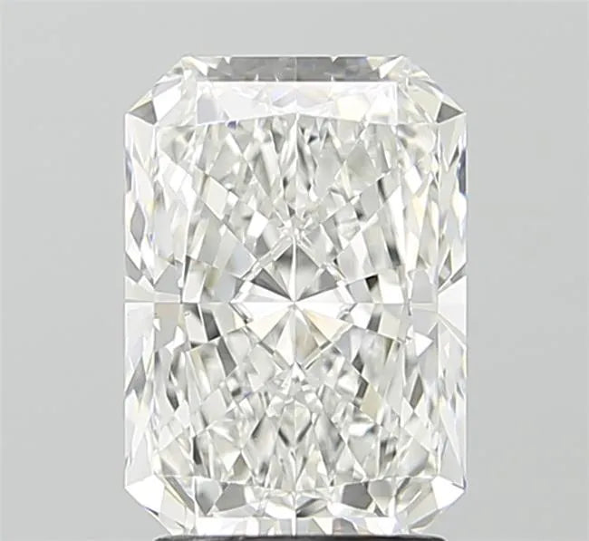 2.53ct Radiant Lab Grown Diamond (Colour E, Clarity VS1, IGI Certified)