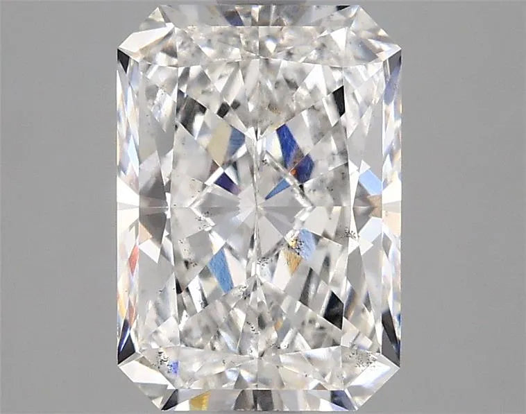 2.54ct Radiant Lab Grown Diamond (Colour E, Clarity SI1, IGI Certified)