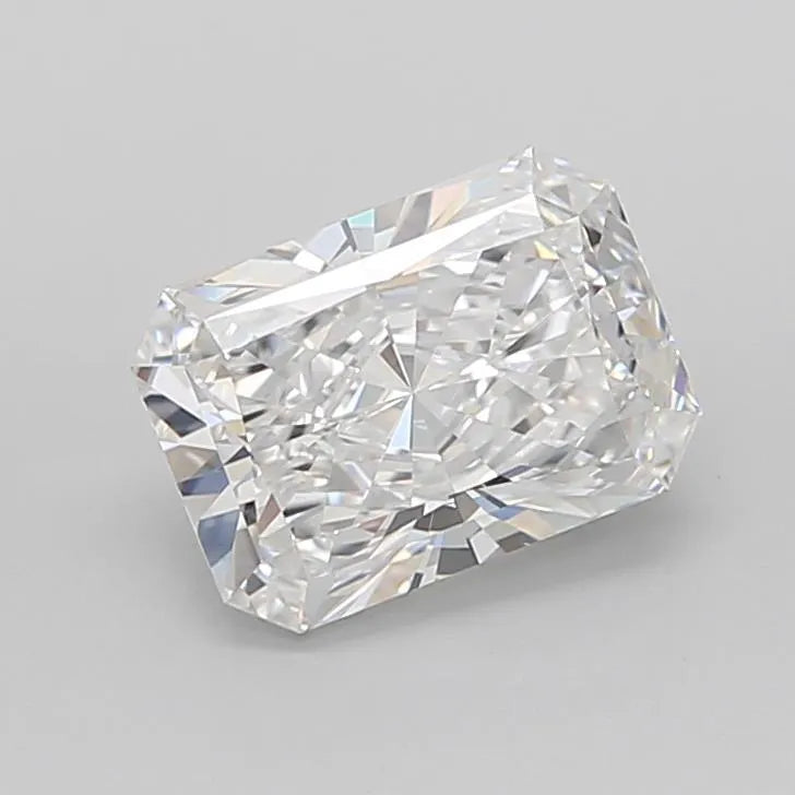 2.56ct Radiant Lab Grown Diamond (Colour D, Clarity VVS1, IGI Certified)