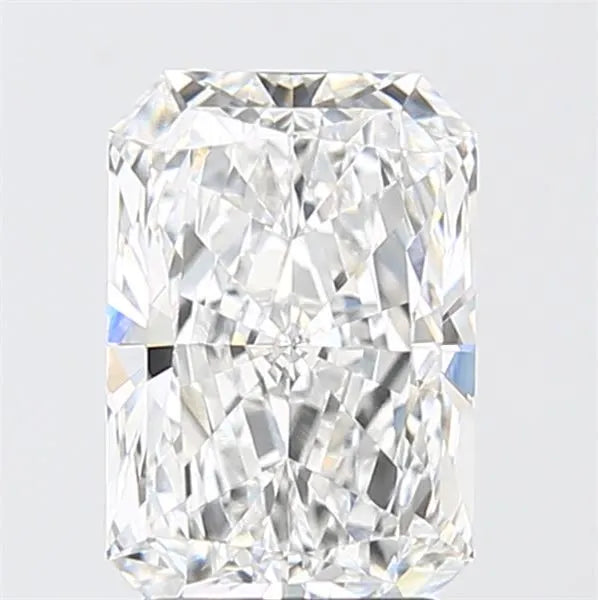 2.56ct Radiant Lab Grown Diamond (Colour E, Clarity VVS2, IGI Certified)