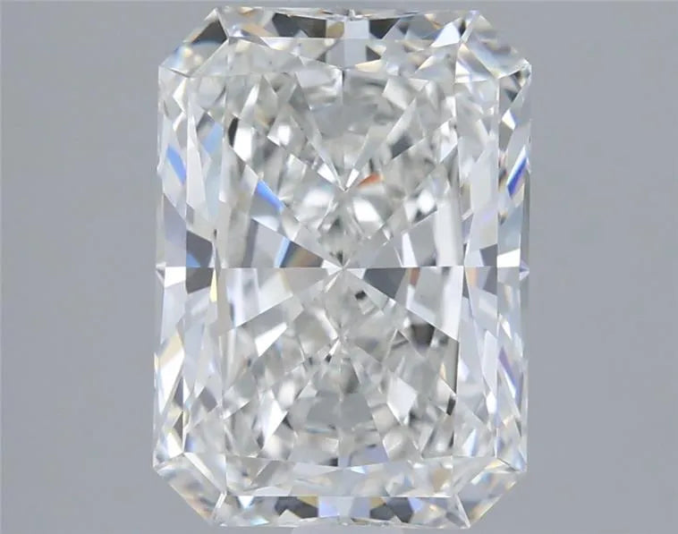 2.56ct Radiant Lab Grown Diamond (Colour F, Clarity VVS2, IGI Certified)