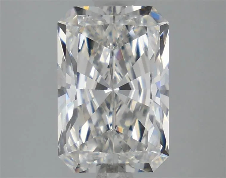 2.56ct Radiant Lab Grown Diamond (Colour G, Clarity VVS2, Cut EX, IGI Certified)