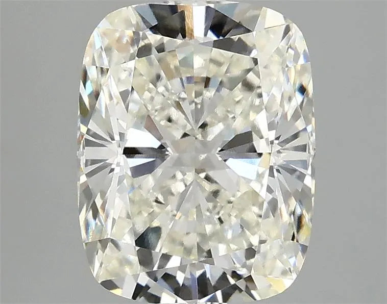 2.57ct Cushion modified Lab Grown Diamond (Colour H, Clarity VS1, IGI Certified)