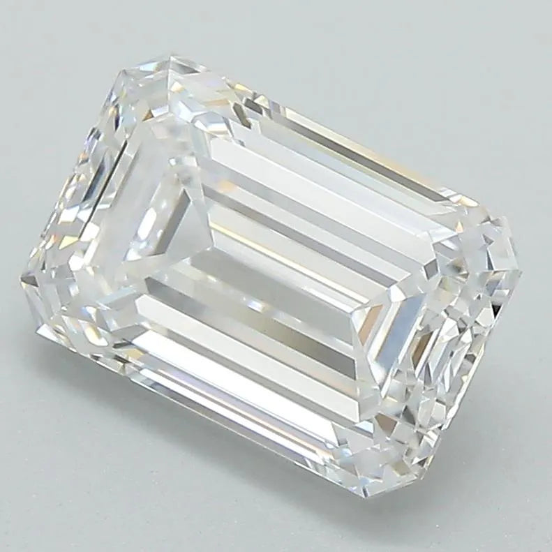 2.57ct Emerald Lab Grown Diamond (Colour D, Clarity VS1, GIA Certified)