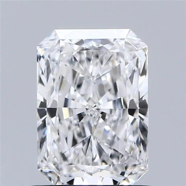 2.57ct Radiant Lab Grown Diamond (Colour E, Clarity VVS1, IGI Certified)