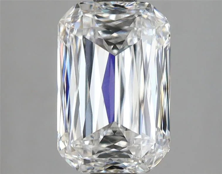 2.58ct Cushion modified Lab Grown Diamond (Colour E, Clarity VVS2, IGI Certified)