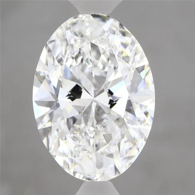 2.58ct Oval Lab Grown Diamond (Colour D, Clarity VVS2, IGI Certified)