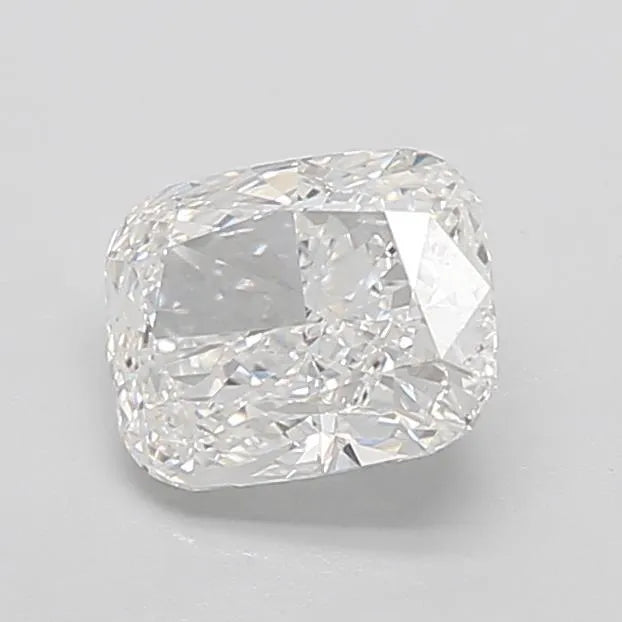 2.59ct Cushion modified Lab Grown Diamond (Colour E, Clarity VVS1, IGI Certified)