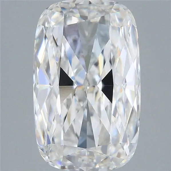 2.59ct Cushion modified Lab Grown Diamond (Colour E, Clarity VVS2, IGI Certified)