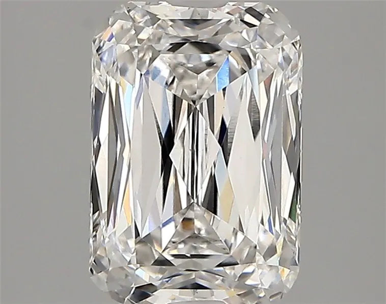 2.59ct Cushion modified Lab Grown Diamond (Colour E, Clarity VVS2, IGI Certified)