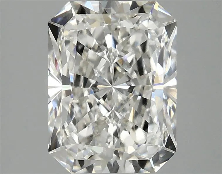 2.59ct Radiant Lab Grown Diamond (Colour F, Clarity VVS1, IGI Certified)