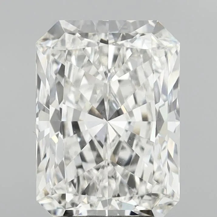 2.59ct Radiant Lab Grown Diamond (Colour G, Clarity VVS2, IGI Certified)