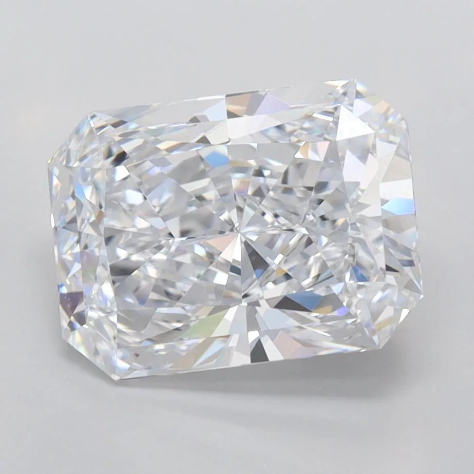2.60ct Radiant Lab Grown Diamond (Colour D, Clarity FL, IGI Certified)