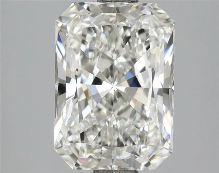 2.60ct Radiant Lab Grown Diamond (Colour F, Clarity VVS2, IGI Certified)
