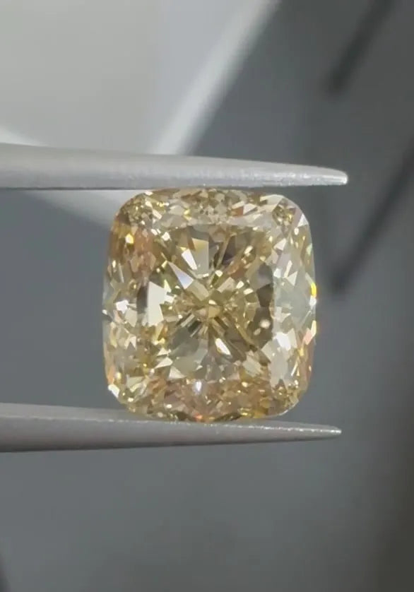 2.64ct Cushion modified Natural Diamond (Colour Fancy Light Yellowish Brown, Clarity VS2, Cut GD, GIA Certified)