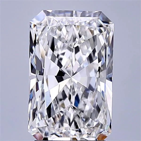 2.65ct Radiant Lab Grown Diamond (Colour D, Clarity VVS1, IGI Certified)